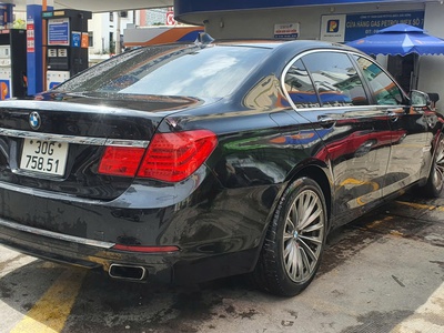 Xe BMW 750Li đời cuối 2008 form 2012, Đức. 2