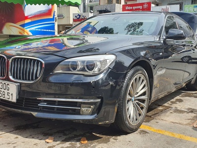 Xe BMW 750Li đời cuối 2008 form 2012, Đức. 3