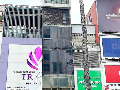 Cho thuê nhà 292 Đường 3 tháng 2, P12, Quận 10. Trệt lửng 4 lầu, ST có Thang máy chỉ 75tr 0