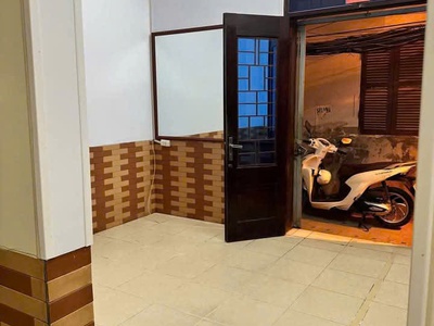 Cho thuê nhà riêng ngõ Bạch Mai, Hai Bà Trưng 32m x 3.5T giá 9 triệu, ở nhóm, hộ GĐ 0