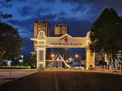 Lợi nhuận cao kiot tại chợ du lịch lào cai   đón đầu xu thế du lịch và thương mại việt-trung 2