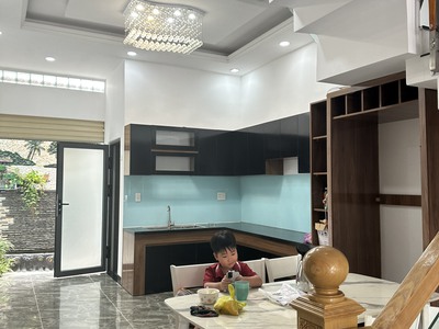 Bán nhà 1 trệt 2 lầu ở Lê Phong An Phú Thuận An Bình Dương 1