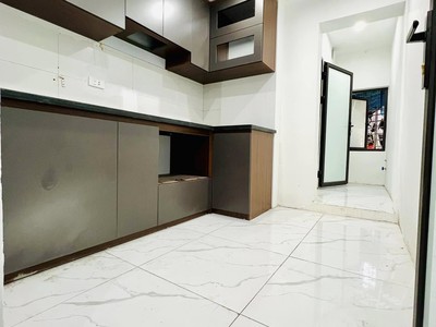 Nhỉnh 3 tỷ - căn hộ 3pn 70m2, tập thể phương mai, nhà mới đẹp, đủ nội thất, về ở ngay 3