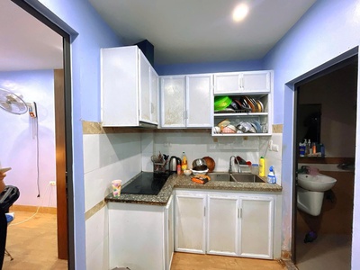 Bán tòa chdv quận cầu giấy - 13 phòng khép kín - diện tích 80m - 7 tầng thang máy , pccc đầy đủ - 3