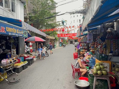 Bán nhà nhà phố hoàng hoa thám, gần cộng hòa, hxh 6m, 5x14m, hđt 25tr, 10.2 tỷ  tl 0