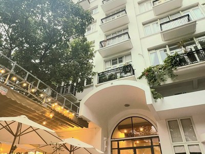 Giảm sâu 25 tỷ  tòa chdv 640m2 x 8t, mt 20m đ.tây hồ - tây hồ. giá 235 tỷ. 1