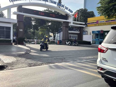 Định cư bán nhà hẻm xe hơi 195m2 8.5x24 chỉ nhỉnh 40tr.m2 hoàng diệu 2 linh trung thủ đức giá rẻ 0