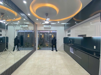 NGON BỔ RẺ HẢI PHÒNG. Nhà 72m x 4 tầng độc lập. Ôtô vào nhà Đường Ngô Gia Tự 12