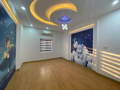 NGON BỔ RẺ HẢI PHÒNG. Nhà 72m x 4 tầng độc lập. Ôtô vào nhà Đường Ngô Gia Tự 14