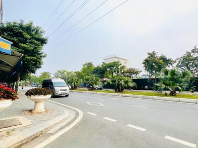 Bán đất mặt tiền rộng KĐT Vạn Phúc, ph Thanh Bình, TP HD, 68.25m2, mt 6.5m, hướng nam 4