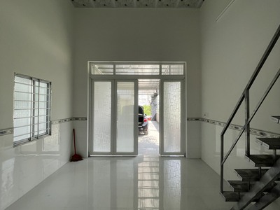 Cho thuê nhà cấp 4 có gác lửng, diện tích 5x25m   Vị trí đẹp, tiện nghi hoàn hảo 2