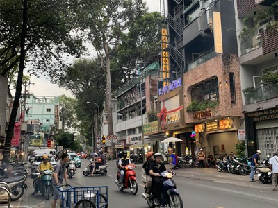 Bán nhà  hxh  gần mặt tiền nguyễn trãi quận 5,4tầng -41m2 ngang 4m-8.2tỷ tl 0