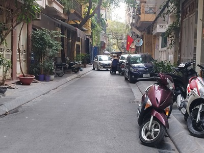 Bán nhà phố hoàng văn thái 44m2, 5 tầng thang máy ô tô dừng đỗ kinh doanh 40tr/tháng 2