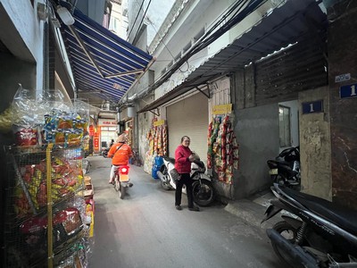 Đất trần quốc vượng - cầu giấy- mt 5,8m- kinh doanh- nở hậu - nhỉnh 9 tỷ 2