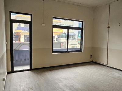 Cho thuê mbkd phố giang văn minh 3