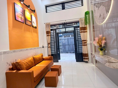 Nhà mới shc 3 tầng hẻm xe hơi 3pn giá chỉ 1 tỷ 950 nguyễn thị  đặng hiệp thành quận 12 hẻm 4 mét 4