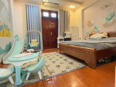 Bán nhà 4 tầng mặt đường đôi Phùng Chí Kiên, KĐT An Phú, TP HD, 67.5m2, 4 ngủ, 5vs, giá tốt 5