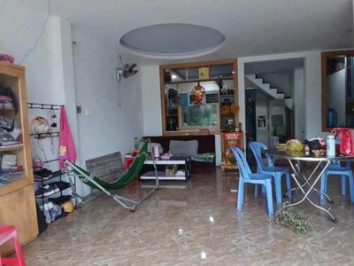 Hot hot hot   cần bán gấp nhà đẹp 65m , vị trí đắc địa gần vinhomes chỉ với 2,7 tỷ 2