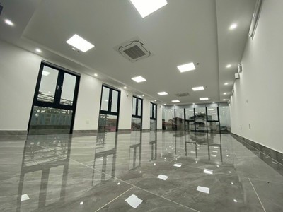 Bán Toà 8 Tầng Mặt Phố Phạm Văn Đồng, Q.Bắc Từ Liêm, Giá nhỉnh 400tr/m2 5