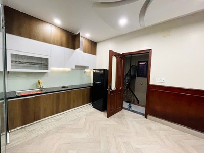Bán tòa nhà mặt tiền bàu cát 7, đồng đen - hồng lạc, 12x18m, 5 tầng, 33 chdv, 56 tỷ 3