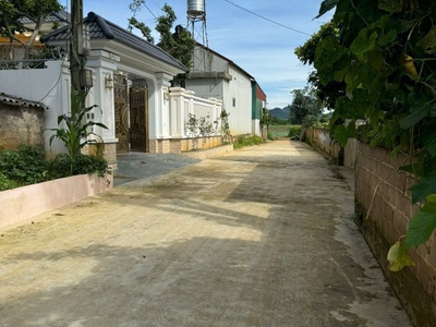 400m đất thổ cư tại trung tâm thị trấn nông trường mộc châu giá thanh khoản chỉ nhỉnh 3 tỷ. 1