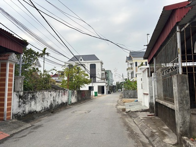 Đất Tràng Cát, đường Cát Linh cần bán lô 46,4m2 lô góc giá 1 Tỷ180tr. 2