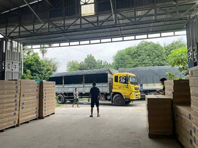 Chủ đi nước ngoài, cần cho thuê kho xưởng tại tân định, bến cát. 0