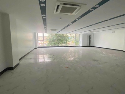Hiếm mặt phố võ chí công 106m2 mặt tiền 10m vỉa hè 8m, 2 mặt tiền kinh doanh 2