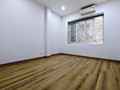 Nhà đẹp quan nhân, mt 4.4m, ô tô đỗ cổng, dt35m2, 6 tầng thang máy, 8.xtỷ. 1
