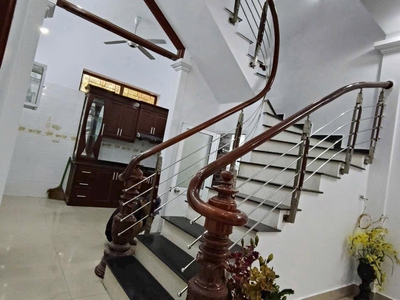 Bán nhà ngõ 20 Ngô Quyền, ph Thanh Bình, TP HD, 44.8m2, mt 4.15m, 3 tầng, dân xây, 2.05 tỷ 3