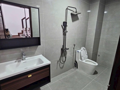 Bán căn nhà 3 tầng khu 9 phường Tân Bình, TP HD, 43m2, 3 ngủ, 2vs, ngõ oto vào tận nơi 5