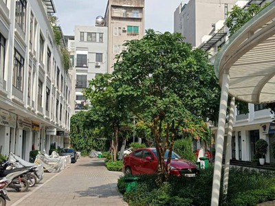 Gia Đình Em Cần Bán Gấp Căn Nhà Phân Lô Vinhomes Gardenia - Mỹ Đình - Hàm Nghi .Khu Chức Năng TP Xan 11