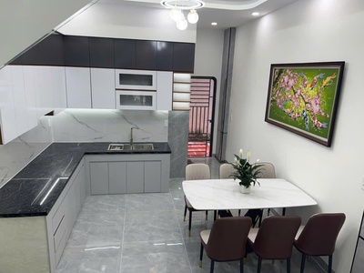 Cần bán nhà chính chủ 1 trệt 2 lầu tại mặt tiền đường ĐT743, An Phú, Thuận An, Bình Dương 1