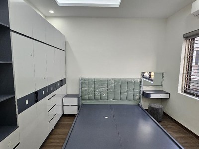 Bán nhà gần phố lê trọng tấn, ô tô vinfast đỗ cửa, 3 mặt thoáng sáng rực rỡ, 60m, 7.8 tỷ 1