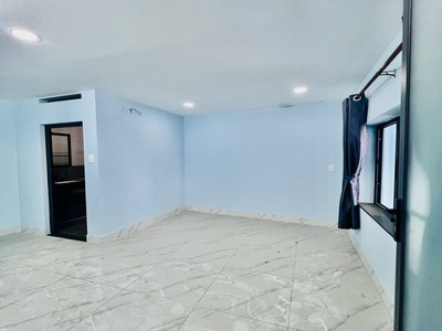 Bán nhà mặt phố chỉ có 2 ty N NN   2 tầng 2 pn 2 wc   89 mét ra đến Đường Tây Hòa, Phường Phước Long 6