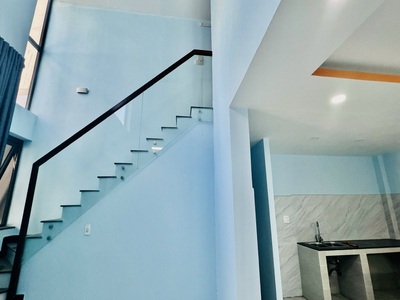 Bán nhà mặt phố chỉ có 2 ty N NN   2 tầng 2 pn 2 wc   89 mét ra đến Đường Tây Hòa, Phường Phước Long 1