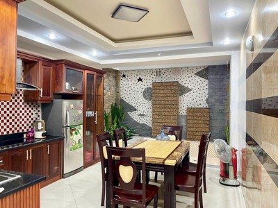 Bán mặt tiền kinh doanh phước hưng q5,4tầng  3.8x16, hđt.25tr/th  nhỉnh 22tỷ 1