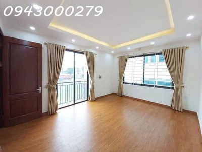 Bán nhà ô tô tránh nhau, phố nhuệ giang, hà đông   dt 45m , 5 tầng, có gara oto, 11,3 tỷ 2