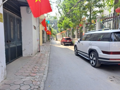 Bán nr đẹp xuất sắc tại ngõ 2 phố hoàng cầu, đống đa, hà nội, 7 tầng , thang máy 25,5 tỷ, 58m2 0