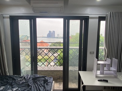 Cho thuê Căn hộ Apartment Full đồ cực xịn. Ban công View mặt hồ tại Ngõ 193 Trích Sài. Chỉ 7tr 0