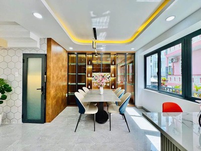 Nhà nội thất đầy đủ nguyễn văn khối, p9 dt: 5x14m 3 lầu 2