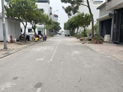 Chính chủ cần bán 60m2 đất TĐC Trâu Quỳ. Hạ tầng tốt, chờ ngày lên Quận 0
