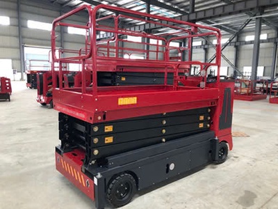 Thang nâng người bằng điện phục vụ khách hàng trên cao 0