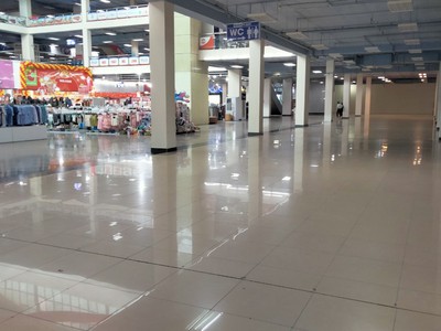 Cho thuê mặt bằng làm kho chứa hàng, diện tích rộng tại Tổ hợp thương Mại Mê linh plaza. 3