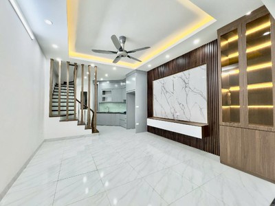 Bán nhà trương định, hoàng mai, gần ô tô tránh, sd 40m2, 5.98 tỷ ctl 1