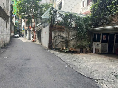Bán 123m thái hà tặng nhà ô tô tránh kinh doanh đống đa 0