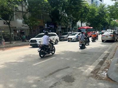 Bán 123m thái hà tặng nhà ô tô tránh kinh doanh đống đa 1