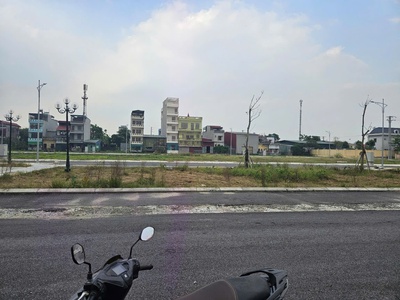 Bán gấp lô đất tại làng nghề xã đông hòa dt 867m2 và 1500m2 đất ruộng tc 5 tỷ 0