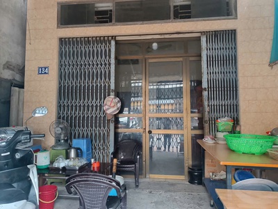 Chính chủ cần bán căn nhà tại số 134 mặt đường nguyễn khuyến   phường mỹ xá   tp nam định. 0