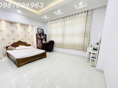 Q7 mặt tiền mai văn vĩnh thích hợp kinh doanh khu sầm uất tiện nhà đẹp sổ vuông hoàn công đủ 20.xt 4